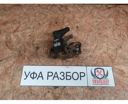 Подушка КПП левая 1,6 МКПП Toyota Corolla E15 2006-2010