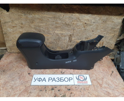 Подлакотник 1,6 МКПП Chevrolet Cruze 2009> Подлакотник 1,6 МКПП Chevrolet Cruze 2009>