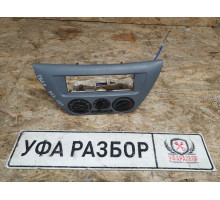 Блок управления климат контролем Mitsubishi Cedia 2001>