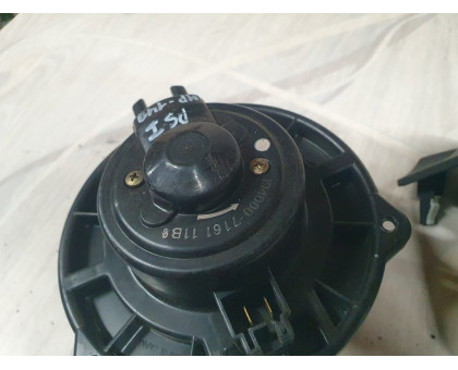 Моторчик печки 3.0 АКПП Mitsubishi Pajero Sport (K9) 1998-2008 Моторчик печки 3.0 АКПП Mitsubishi Pajero Sport (K9) 1998-2008