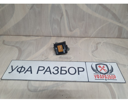 Блок управления центр замком 3.0 АКПП Mitsubishi Pajero Sport (K9) 1998-2008 Блок управления центр замком 3.0 АКПП Mitsubishi Pajero Sport (K9) 1998-2008