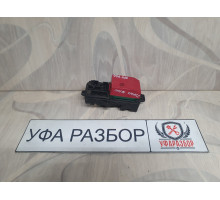 Блок предохранителей подкапотный 3.0 АКПП Mitsubishi Pajero Sport (K9) 1998-2008