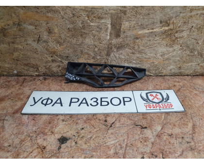 Кронштейн заднего бампера правый Skoda Octavia (A5 1Z-) 2004-2013 Кронштейн заднего бампера правый Skoda Octavia (A5 1Z-) 2004-2013