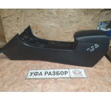 Подлокотник 2,0 МКПП Mazda 3 (BK) 2002-2009