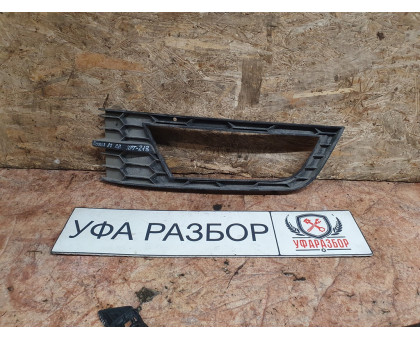 Накладка ПТФ левая Skoda Octavia (A7) 2013> Накладка ПТФ левая Skoda Octavia (A7) 2013>