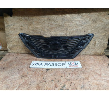 Решетка радиатора под камеру без хрома Nissan Qashqai (J11) 2017>
