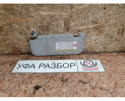 Солнцезащитный козырек правый 1.6 АКПП Toyota Corolla E15 2006-2010
