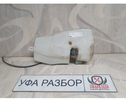Бачок омывателя Lada Largus 2011> Бачок омывателя Lada Largus 2011>