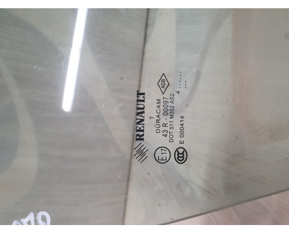 Стекло двери переднее правое 1.6 АКПП Renault Fluence 2014-2016