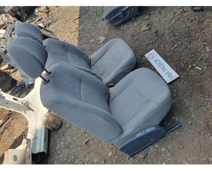 Сиденье пассажирское 1.6 МКПП Renault Logan 2005-2010
