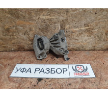 Подушка ДВС правая 2.0 4WD МКПП Renault Duster 2012>