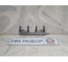Топливная рампа с форсунками 1,8 МКПП Mazda 6 (GH) 2007-2012
