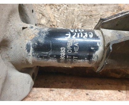 Амортизационная стойка перед левая с пружиной 1,6 МКПП  Chevrolet Cruze 2009>