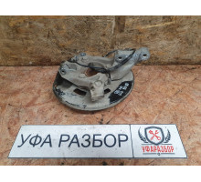 Кулак передний правый 1,6 МКПП  Chevrolet Cruze 2009>