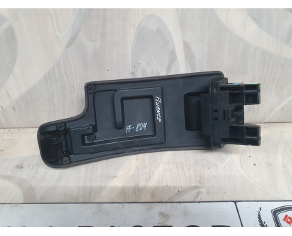 Накладка подлокотника верхняя 1.6 АКПП Renault Fluence 2014-2016