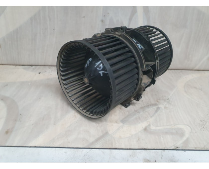 Моторчик печки 1,4 МКПП  Toyota Corolla E15 2006-2013