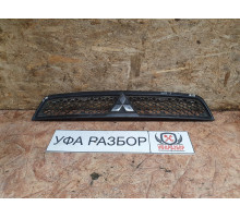 Решетка радиатора  Mitsubishi Lancer X 2007>