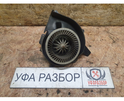 Моторчик печки 1,4 МКПП Skoda Fabia 1999-2006 Моторчик печки 1,4 МКПП Skoda Fabia 1999-2006