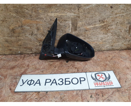 Зеркало правое Toyota Corolla E18 2013> Зеркало правое Toyota Corolla E18 2013>