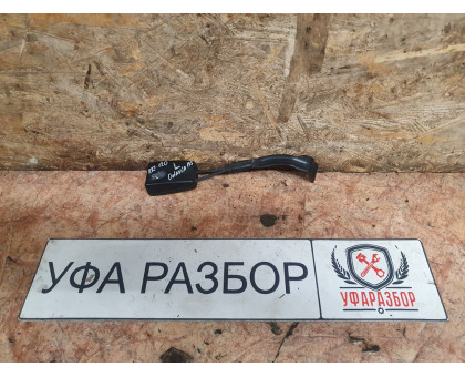 Ремень безопасности ответная часть левый Skoda Octavia (A5 1Z-) 2004-2013