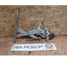 Стеклоподьемник двери перед левый 1.6 АКПП Toyota Corolla E15 2006-2010