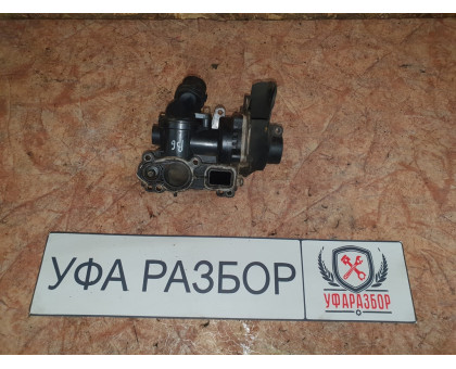 Помпа  VW Passat [B6] 2005-2010