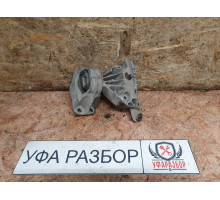 Подушка ДВС правая 2,0 Renault Duster 2012> Подушка ДВС правая 2,0 Renault Duster 2012>