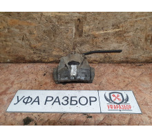 Суппорт передний левый Renault Duster 2012> Суппорт передний левый Renault Duster 2012>