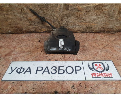 Суппорт передний правый Renault Duster 2012>
