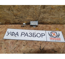 Усилитель антенны 3.5 АКПП рест Toyota Camry V40 2009-2011