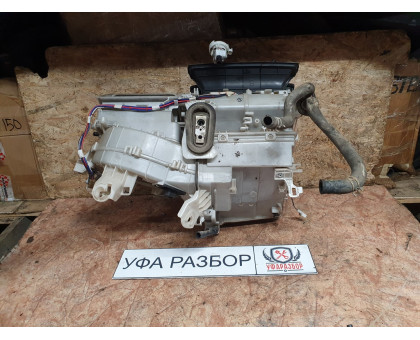 Корпус печки 1,6 МКПП Toyota Corolla E15 2006-2010