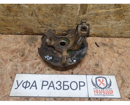 Кулак передний правый 1,4 МКПП Skoda Fabia 1999-2006