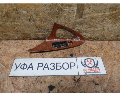 Накладка обшивки двери передней левой 3.5 АКПП рест Toyota Camry V40 2009-2011 Накладка обшивки двери передней левой 3.5 АКПП рест Toyota Camry V40 2009-2011