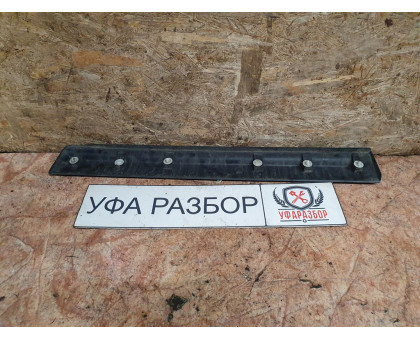 Накладка двери задняя правая 1,6 МКПП Citroen C4 2005-2011 Накладка двери задняя правая 1,6 МКПП Citroen C4 2005-2011