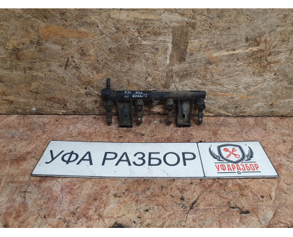 Топливная рампа 1,6 МКПП Citroen C4 2005-2011 Топливная рампа 1,6 МКПП Citroen C4 2005-2011