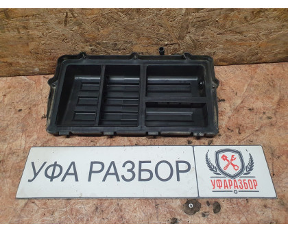 Крышка корпус воздушного фильтра верхняя 1,4 МКПП Skoda Octavia (A5 1Z-) 2008-2013 Крышка корпус воздушного фильтра верхняя 1,4 МКПП Skoda Octavia (A5 1Z-) 2008-2013
