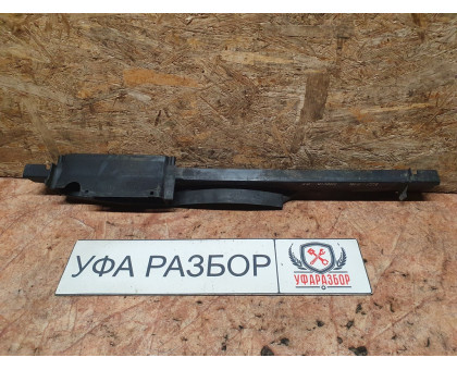 Воздухозаборник 1,4 МКПП Skoda Octavia (A5 1Z-) 2008-2013 Воздухозаборник 1,4 МКПП Skoda Octavia (A5 1Z-) 2008-2013