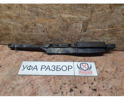 Воздухозаборник 1,4 МКПП Skoda Octavia (A5 1Z-) 2008-2013 Воздухозаборник 1,4 МКПП Skoda Octavia (A5 1Z-) 2008-2013