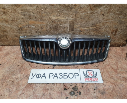 Решетка радиатора 1,4 МКПП Skoda Octavia (A5 1Z-) 2008-2013 Решетка радиатора 1,4 МКПП Skoda Octavia (A5 1Z-) 2008-2013