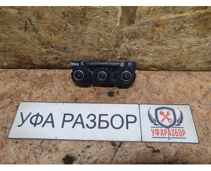 Блок управления печкой 1,6 МКПП Skoda Octavia (A5 1Z-) 2008-2013 Блок управления печкой 1,6 МКПП Skoda Octavia (A5 1Z-) 2008-2013