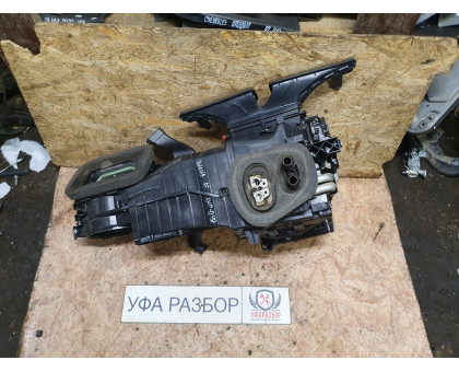 Корпус печки 1,6 МКПП Skoda Octavia (A5 1Z-) 2008-2013 Корпус печки 1,6 МКПП Skoda Octavia (A5 1Z-) 2008-2013