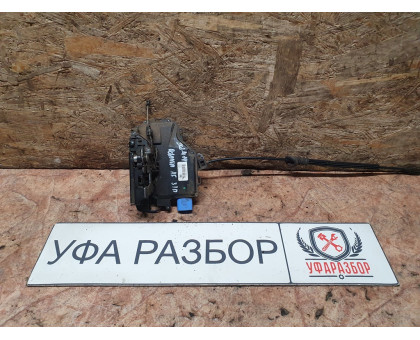 Замок двери задний правый 1,4 МКПП Skoda Octavia (A5 1Z-) 2008-2013 Замок двери задний правый 1,4 МКПП Skoda Octavia (A5 1Z-) 2008-2013