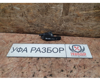 Ручка открывания капота 1,4 МКПП Skoda Octavia (A5 1Z-) 2008-2013 Ручка открывания капота 1,4 МКПП Skoda Octavia (A5 1Z-) 2008-2013