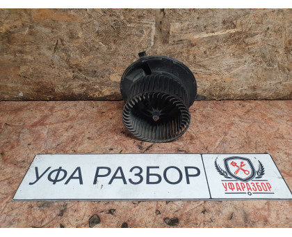 Моторчик печки 1,2 DSG7 Skoda Yeti 2009> Моторчик печки 1,2 DSG7 Skoda Yeti 2009>
