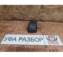 Дефлектор левый 1,2 DSG7 Skoda Yeti 2009>