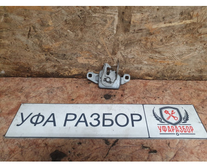 Замок капота Renault Duster 2012>