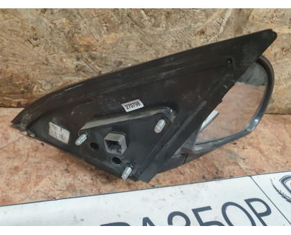 Зеркало правое Hyundai Elantra MD 2011-2016