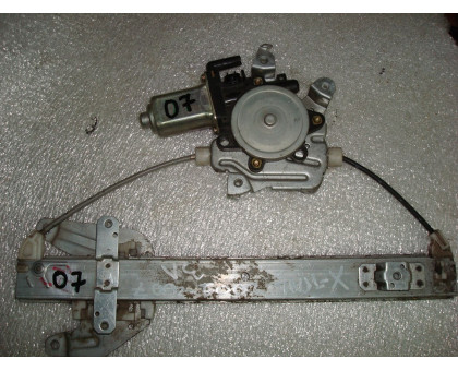 Стеклоподъемник электр. задний левый  Nissan X-Trail (T30) 2001-2006