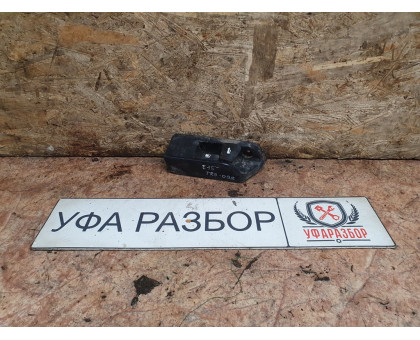 Ручка открывания багажника и бензобака 1.6 АКПП Toyota Corolla E15 2006-2010 Ручка открывания багажника и бензобака 1.6 АКПП Toyota Corolla E15 2006-2010