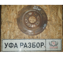 Тормозной диск передний левый Lada Priora